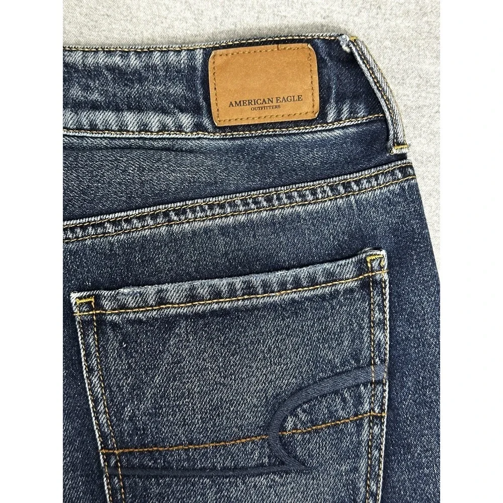 American Eagle Jeans Womens 2 Blue Tomgirl Distressed Ripped Denim High‎ Rise